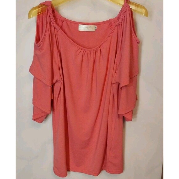 Merry Fun Women's Top Sz M Cold Shoulder Layered Ruffle Sleeves Soft Comfy Cute - Picture 1 of 8
